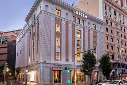 Uniqlo Madrid store exterior